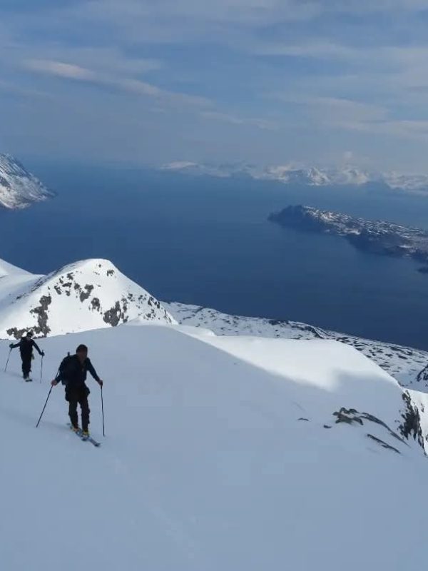 Voyage et séjour ski de randonnée en Norvège Alpes de Lyngen