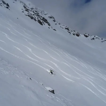 Ski hors piste et freerando dans les Hautes-Alpes.