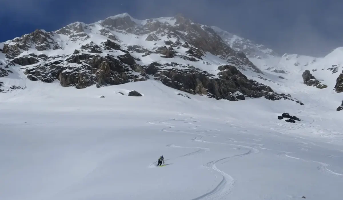 après l'effort de la montée, la récompense de la descente en freerando (3) (Copie)