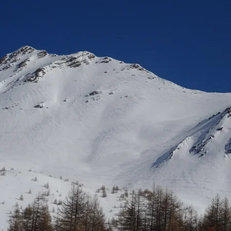 Ski hors piste et freernado dans les Hautes-Alpes.
