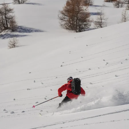 Ski hors piste et freernado dans les Hautes-Alpes.